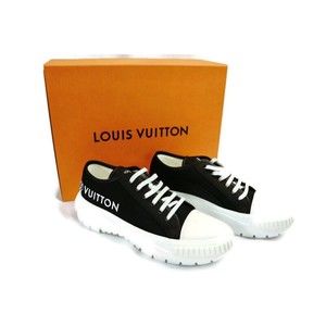 LOUIS VUITTON - NEW w/ BOX LV SQUAD TRAINERS Black/White Sneakers MEN'S US Sz 9